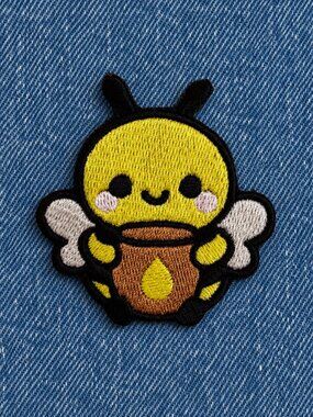 ✨3/$20✨Bumblebee Honey Embroidered Patch